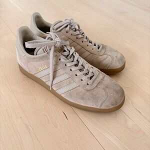 Madewell x Adidas Gazelle Sneakers